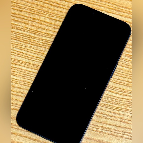Name: iPhone 13 iOS 16.1 - Picture 1 of 4